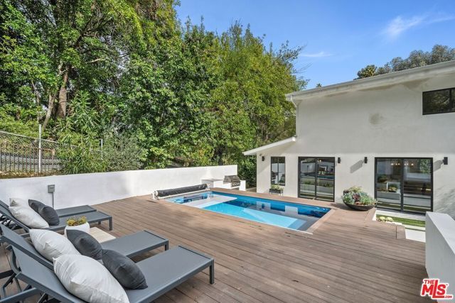 4545 Balboa Avenue, Encino (los Angeles), CA 91316