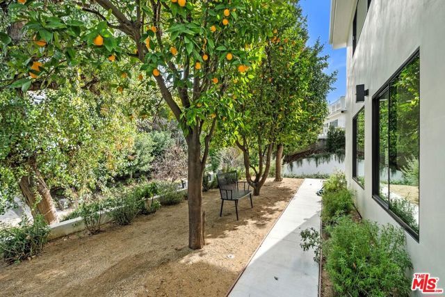 4545 Balboa Avenue, Encino (los Angeles), CA 91316