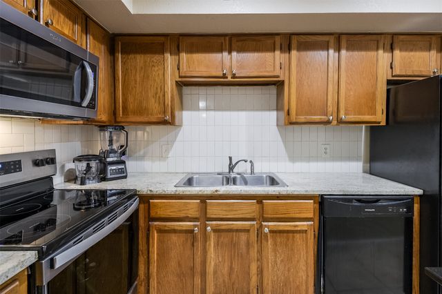 2311 Basil Drive C106, Arlington, TX 76006