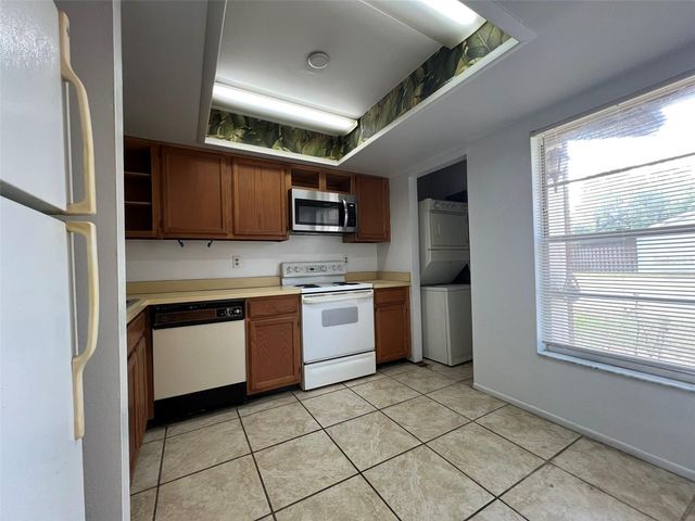 5112 GAINSVILLE DRIVE, Temple Terrace, FL 33617