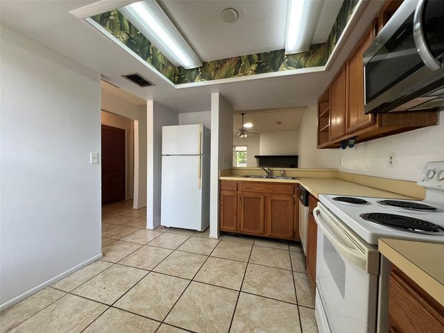 5112 GAINSVILLE DRIVE, Temple Terrace, FL 33617