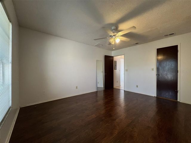 5112 GAINSVILLE DRIVE, Temple Terrace, FL 33617