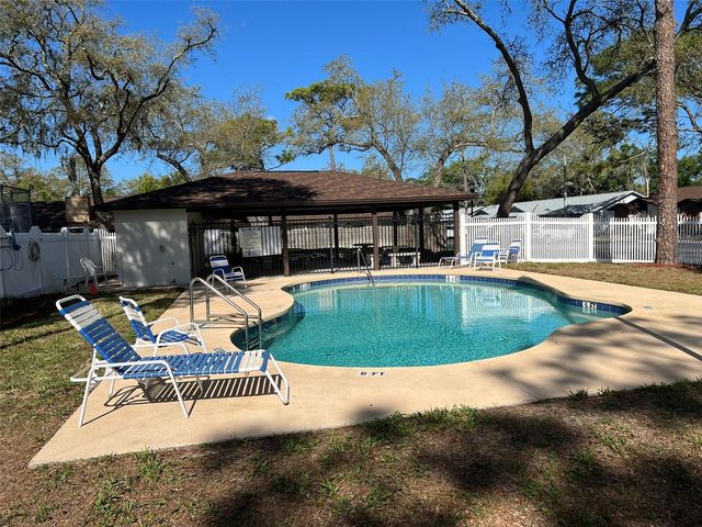 5112 GAINSVILLE DRIVE, Temple Terrace, FL 33617