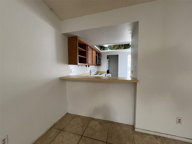 5112 GAINSVILLE DRIVE, Temple Terrace, FL 33617