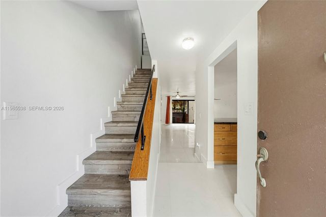 1901 NW S River Dr 30C, Miami, FL 33125