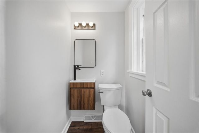 5445 Fifth Avenue, Shadyside, PA 15232