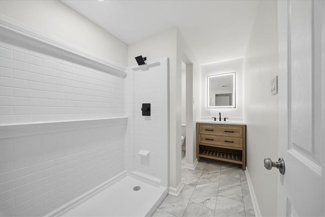 5445 Fifth Avenue, Shadyside, PA 15232