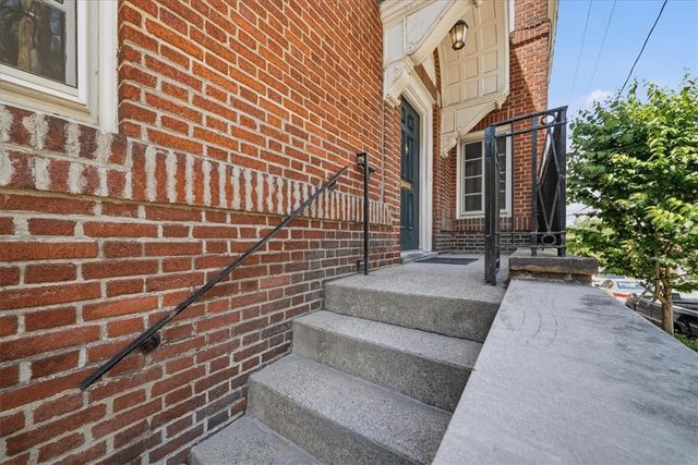 5445 Fifth Avenue, Shadyside, PA 15232