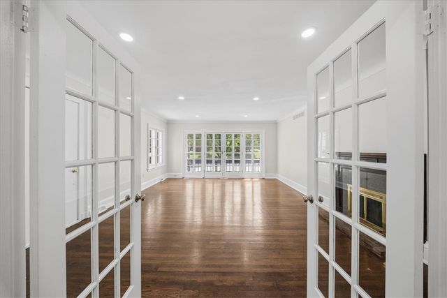 5445 Fifth Avenue, Shadyside, PA 15232