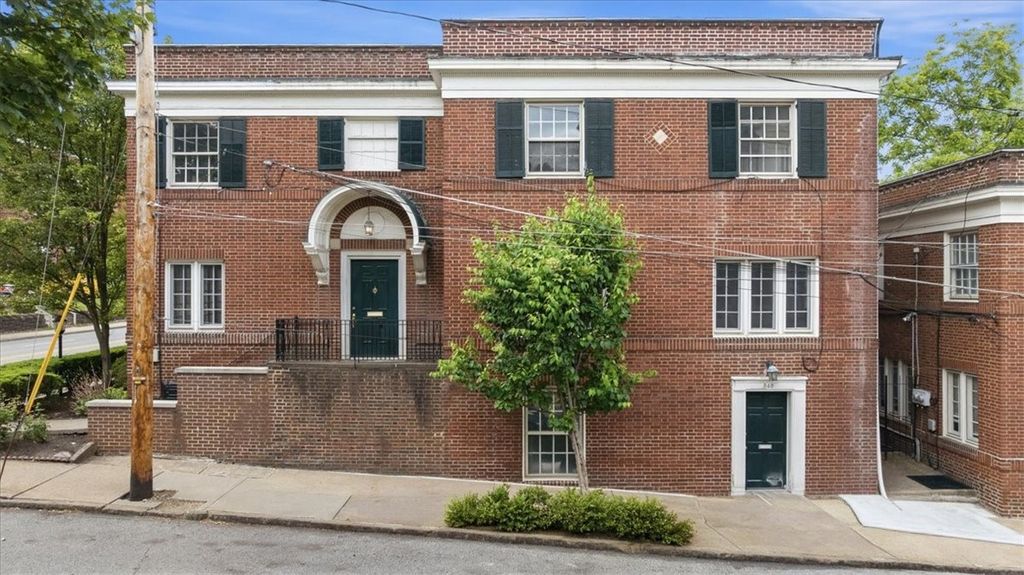 5445 Fifth Avenue, Shadyside, PA 15232