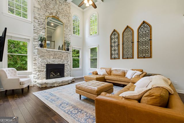 1171 Hiddenbrook Lane, Suwanee, GA 30024