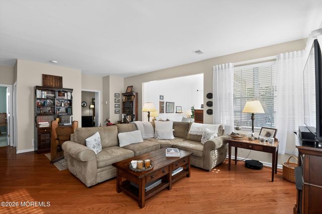 84 Briarwood Drive, Little Egg Harbor, NJ 08087