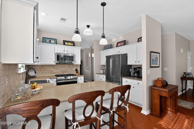 84 Briarwood Drive, Little Egg Harbor, NJ 08087