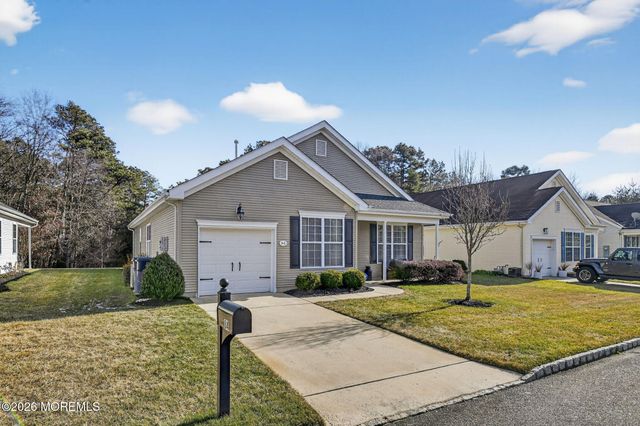 84 Briarwood Drive, Little Egg Harbor, NJ 08087