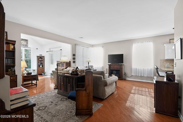 84 Briarwood Drive, Little Egg Harbor, NJ 08087