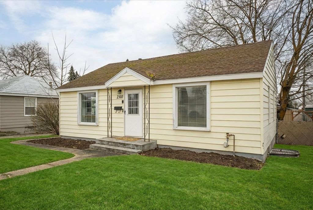 2307 W Rowan Ave, Spokane, WA 99205