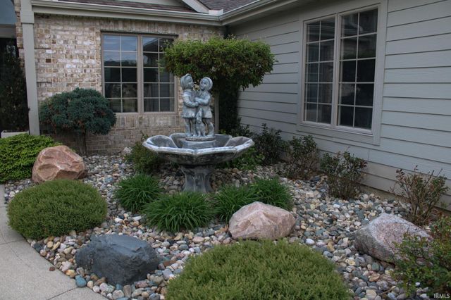 13515 Tamiami Trail, Fort Wayne, IN 46845