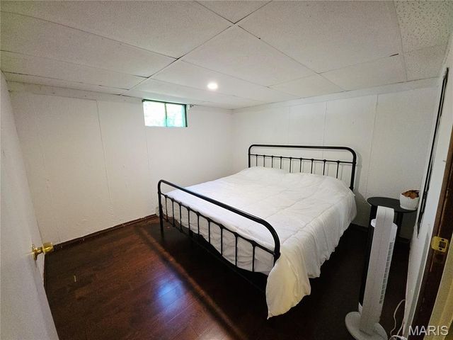 5 Delord Avenue, Maryland Heights, MO 63043