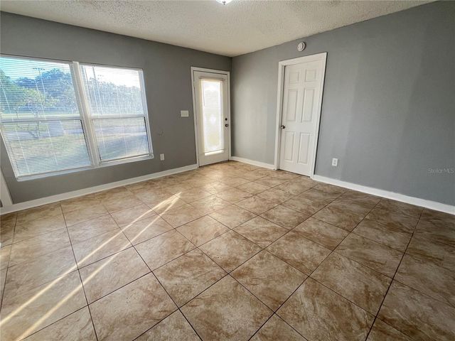 211 W BELLA VISTA STREET, Lakeland, FL 33805