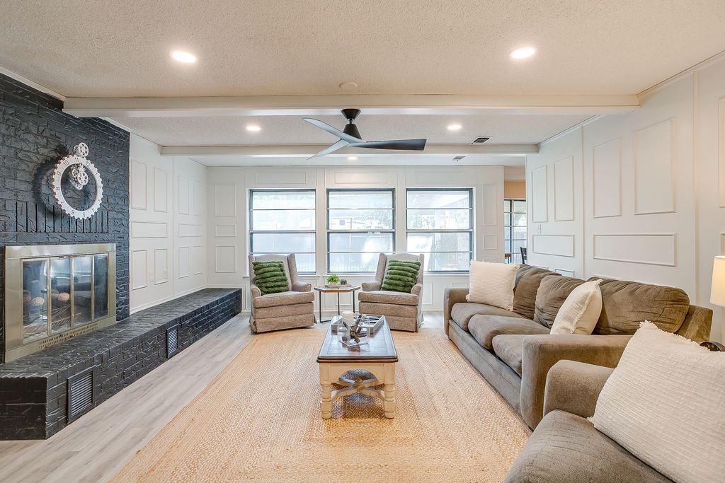 400 Mountain Valley Boulevard, Joshua, TX 76058 — photo 5