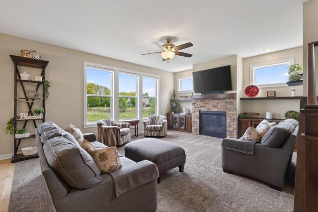 4564 121st Court NE, Blaine, MN 55449