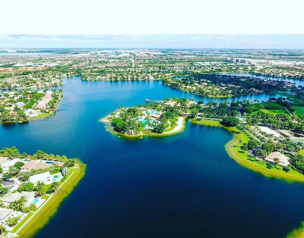 10770 NW 66th St 414, Doral, FL 33178