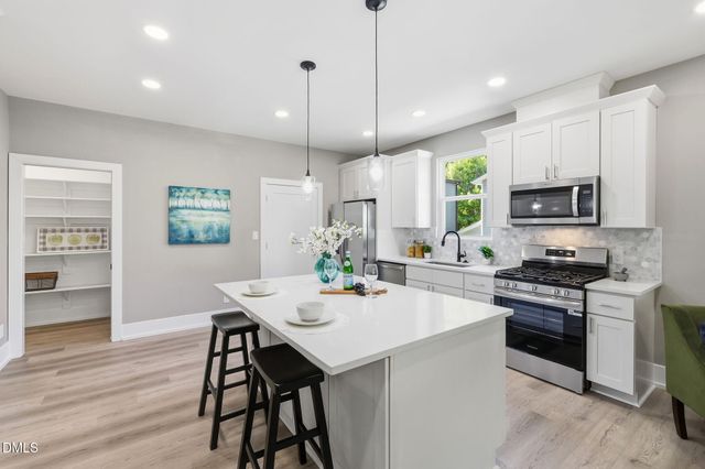 1013 B Carroll Street, Durham, NC 27707