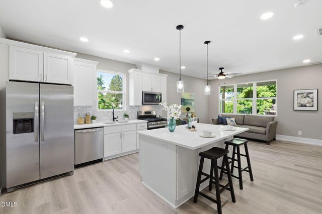 1013 B Carroll Street, Durham, NC 27707