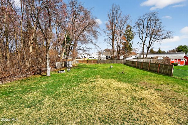 2110 Nahant Street, Rotterdam, NY 12306
