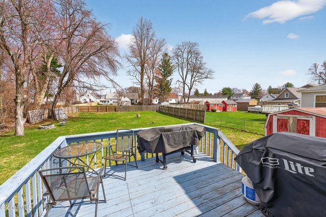 2110 Nahant Street, Rotterdam, NY 12306