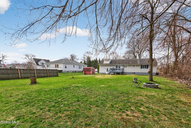 2110 Nahant Street, Rotterdam, NY 12306