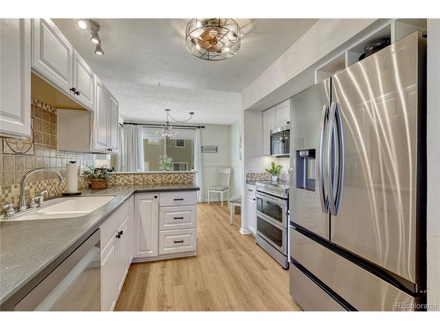 10359 W Fair Ave D, Littleton, CO 80127