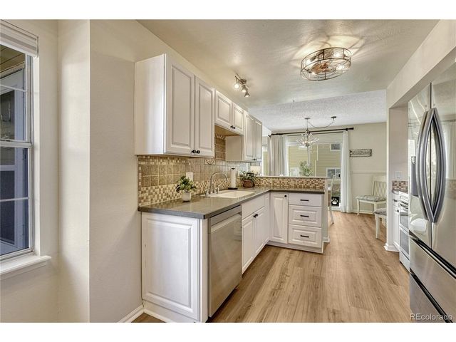 10359 W Fair Ave D, Littleton, CO 80127