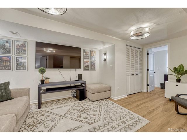 10359 W Fair Ave D, Littleton, CO 80127