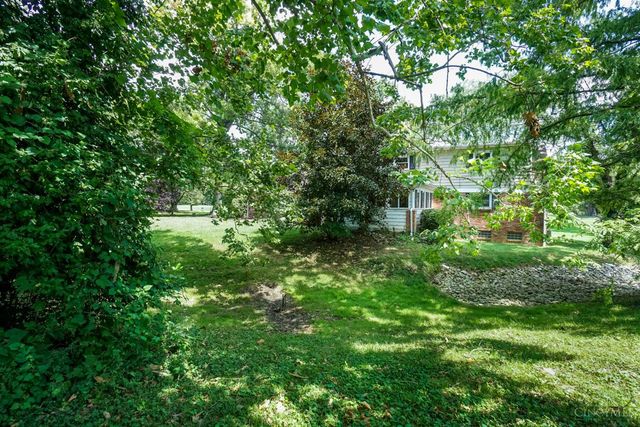 725 Kingfisher Lane, Glendale, OH 45246