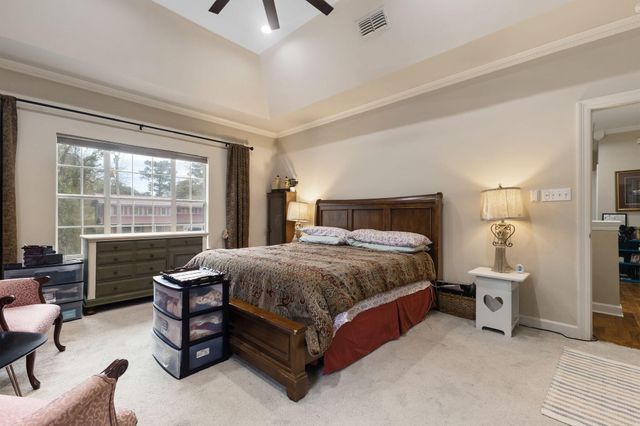 550 Alakoko Pl, Diamondhead, MS 39525