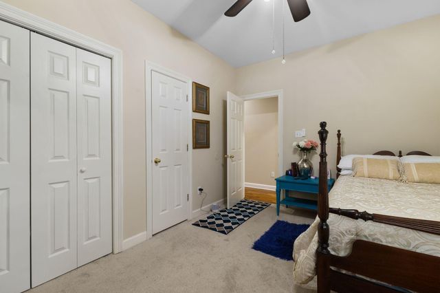 550 Alakoko Pl, Diamondhead, MS 39525