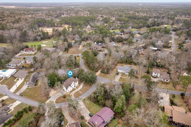 550 Alakoko Pl, Diamondhead, MS 39525