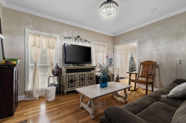 550 Alakoko Pl, Diamondhead, MS 39525