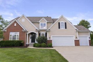 8420 Meadowmoore Place, Pickerington, OH 43147
