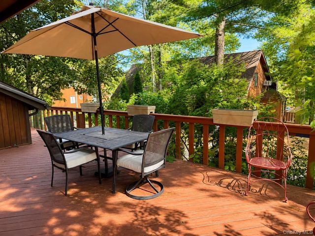 42 Lakeview Terrace, Monticello, NY 12701