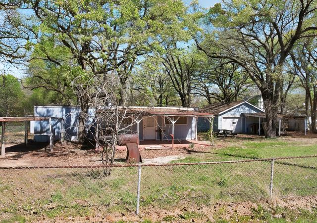1865 County Road 2105, Kemp, TX 75143