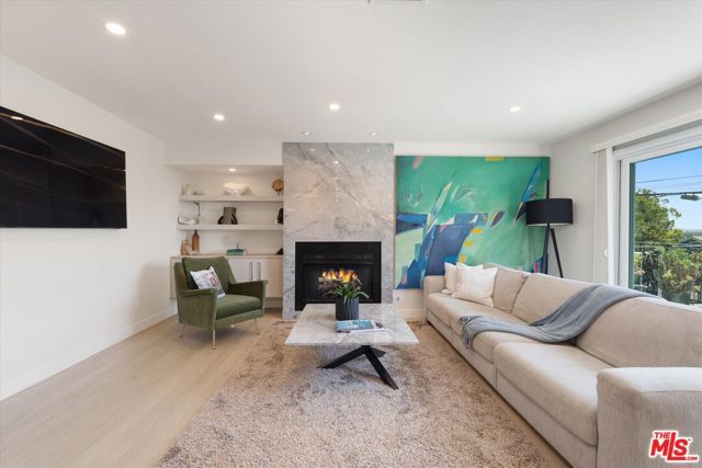 737 Pier Avenue 1, Santa Monica, CA 90405