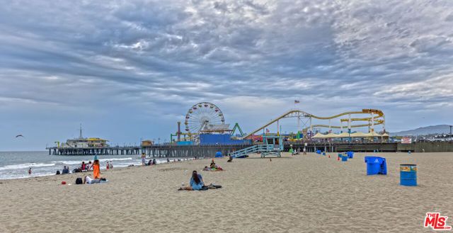 737 Pier Avenue 1, Santa Monica, CA 90405