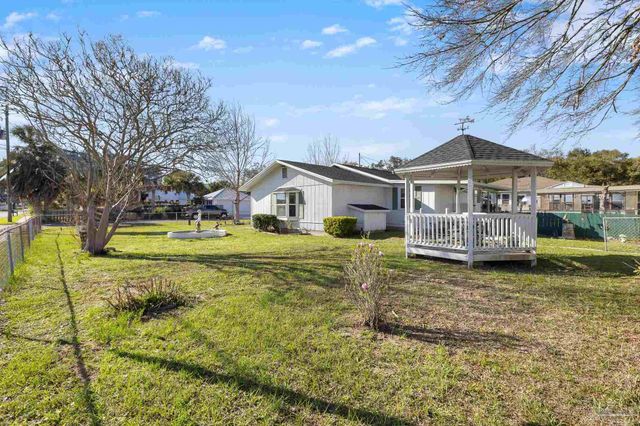 820 S K St, Pensacola, FL 32502