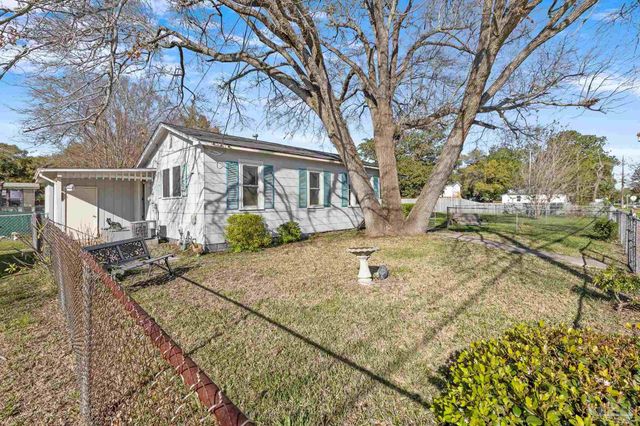 820 S K St, Pensacola, FL 32502