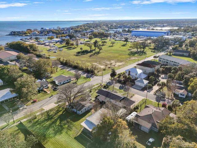 820 S K St, Pensacola, FL 32502