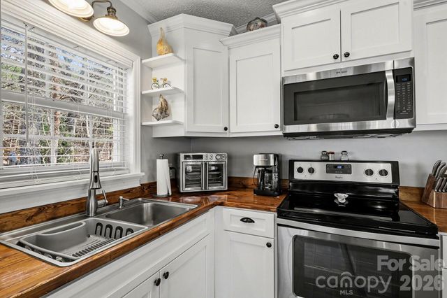 119 Deerfield Drive, New London, NC 28127