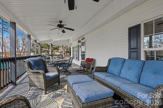 119 Deerfield Drive, New London, NC 28127