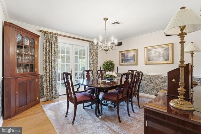 228 CHESTNUT VALLEY DR, Doylestown, PA 18901